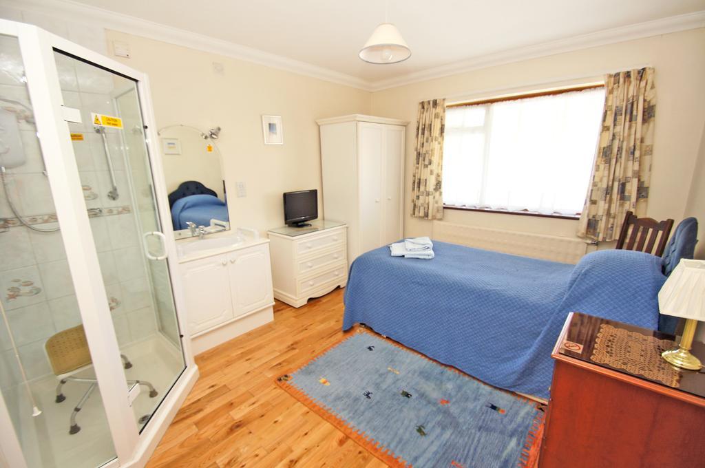 Dean Court Garden - Parking - By Brighton Holiday Lets Zewnętrze zdjęcie